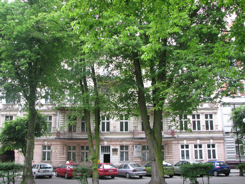 Wsp�lnota Mieszkaniowa ul. 3 maja 9