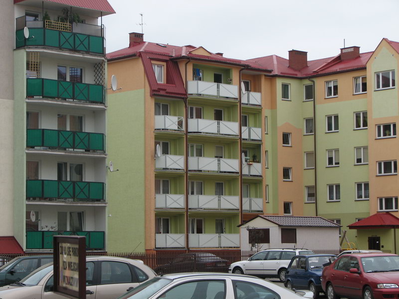 Wsp�lnota Mieszkaniowa "Jeziorna" ul. Matki Teresy z Kalkuty 7